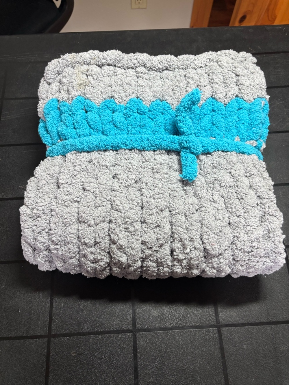 Grey and Teal Pet Bed Mat Blanket. Hand Knit Chunky Chenille Yarn. NEW.